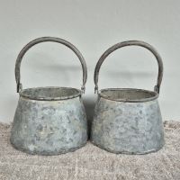 Metalen pot s