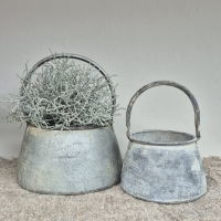 Metalen pot s