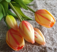 Kunst tulpen in potje