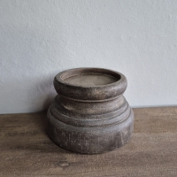 Oud houten kandelaar s