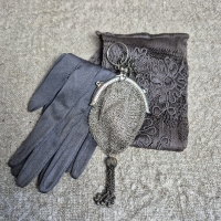 Oud beursje zilver mali&euml;nkolder