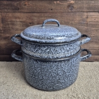 Oud emaille stoompan grijs
