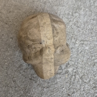 Oude mal voor poppen hoofd