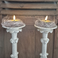 Oude gietijzeren kandelaars