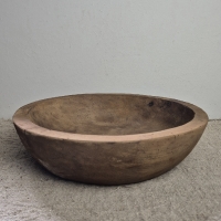 Robuuste oud houten schaal