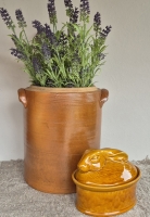 Oude pat&eacute;vorm terrine met deksel