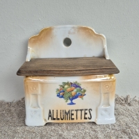 Oud lucifer bakje allumettes