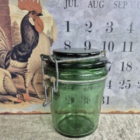 Oude groene weckpot solidex