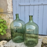 Oude groene gistfles