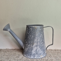 Decoratie zinken gieter