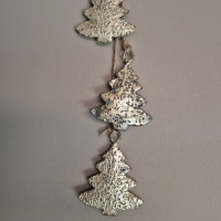 Guirlande met 6 kerstboompjes